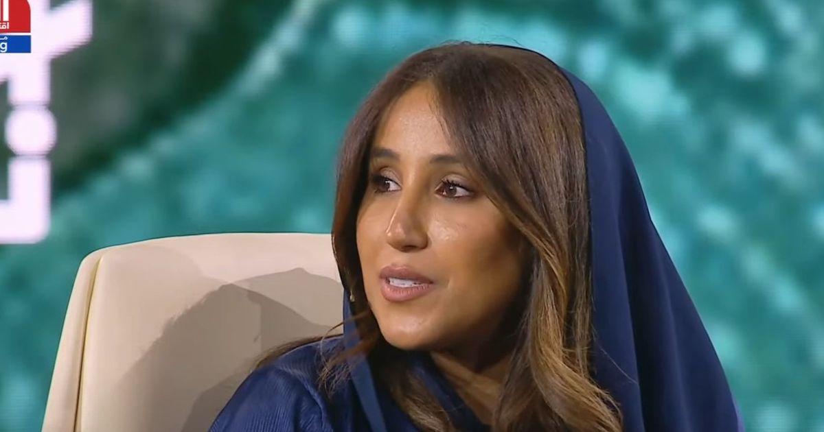 The third option .. Saudi narrative to draw the media card through artificial intelligence