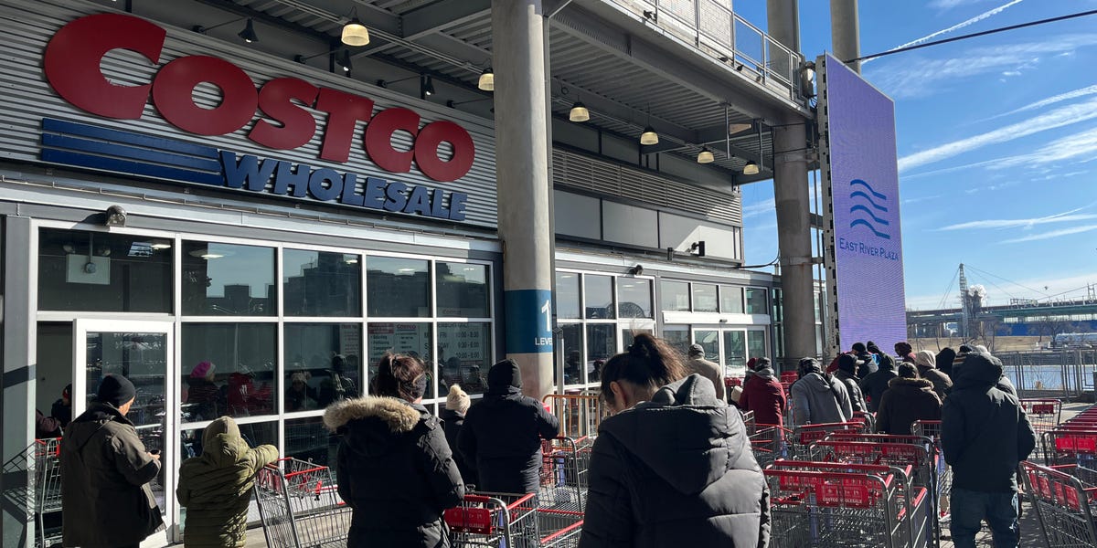 Shoppers Are Heading to Costco, Sam’s Club to Avoid Tariff Price Hikes – ryan