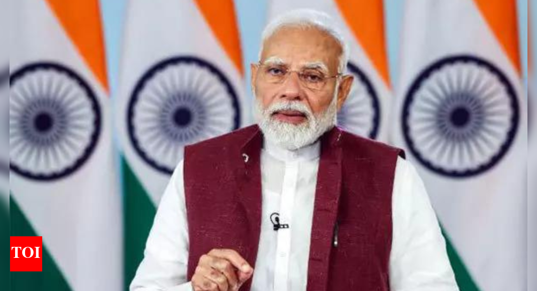 PM Modi pays tribute to Jallianwala Bagh massacre victims