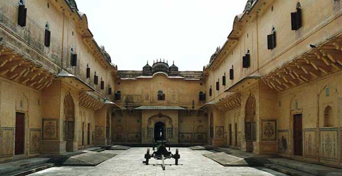 Well -known tourist point during the day, but at night, ghosts in this fort of Rajasthan hang in the video, the horrible history of this fort plunged into darkness