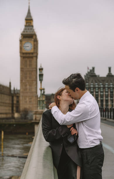 Watch 10 romantic movies with bar