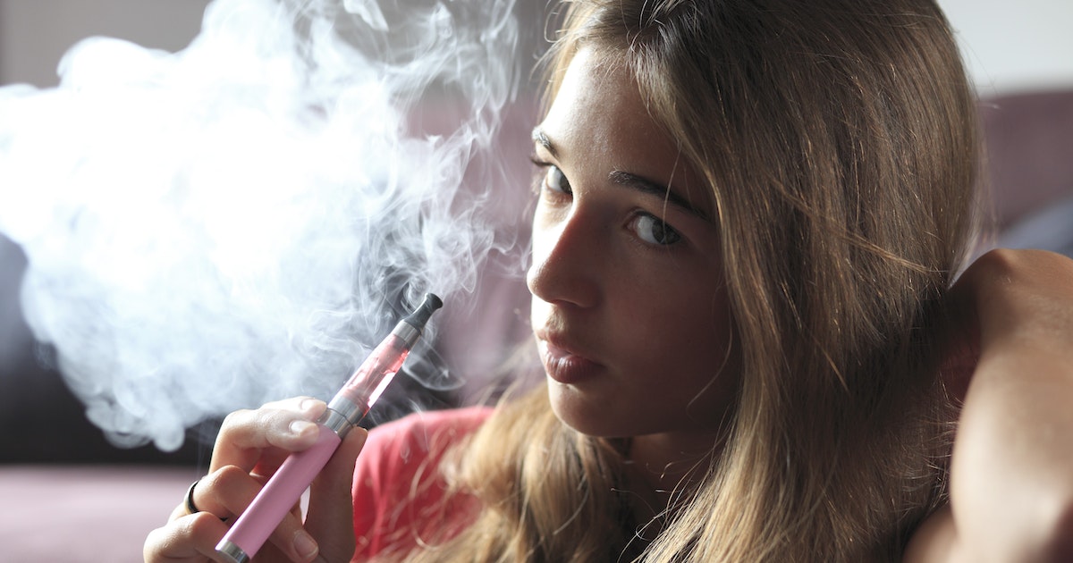 Smoke .. Tips and Warnings to persuade teens to avoid tobacco products