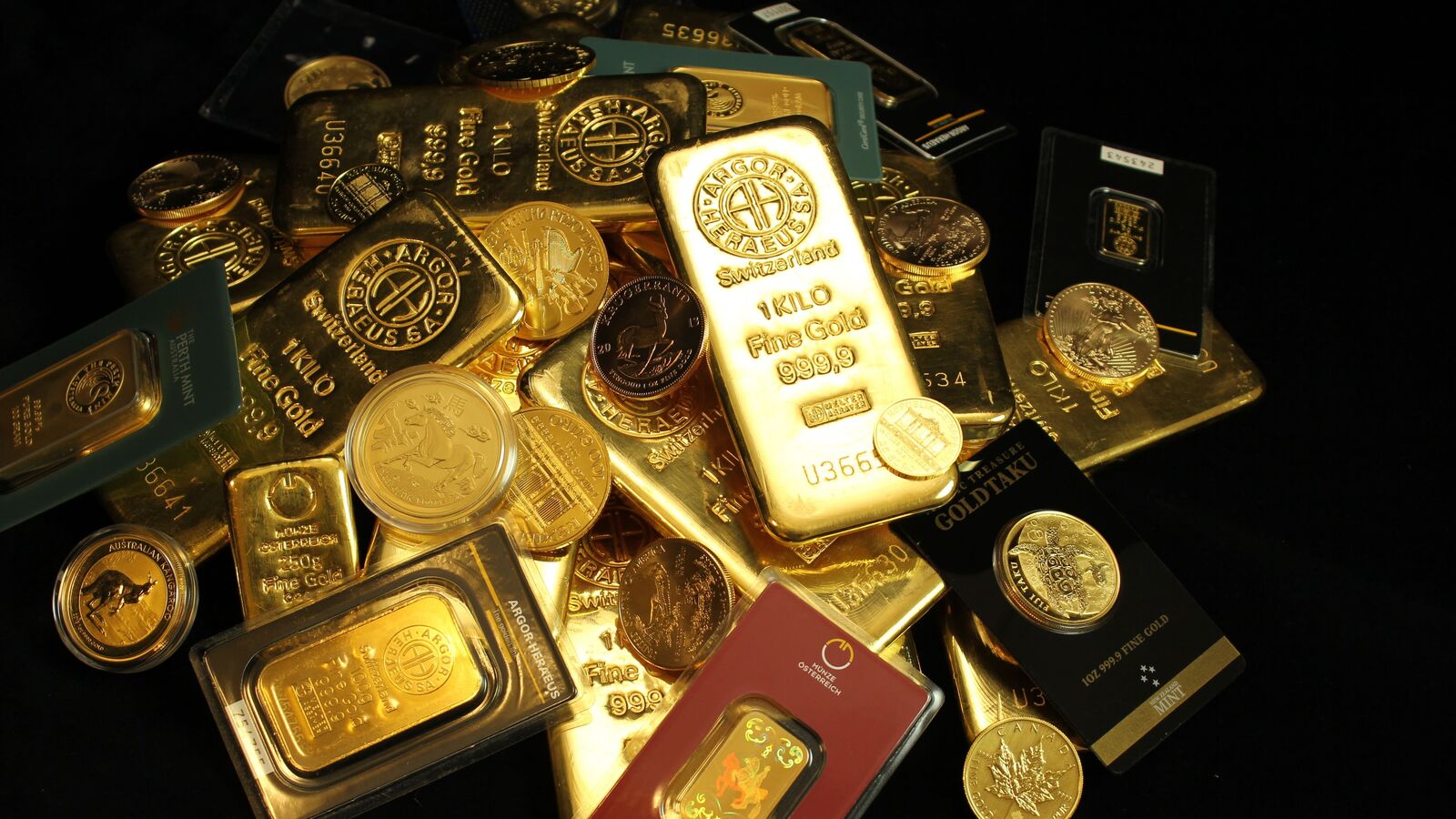 Gold demand stalls as prices rise, traded futures amid volatility