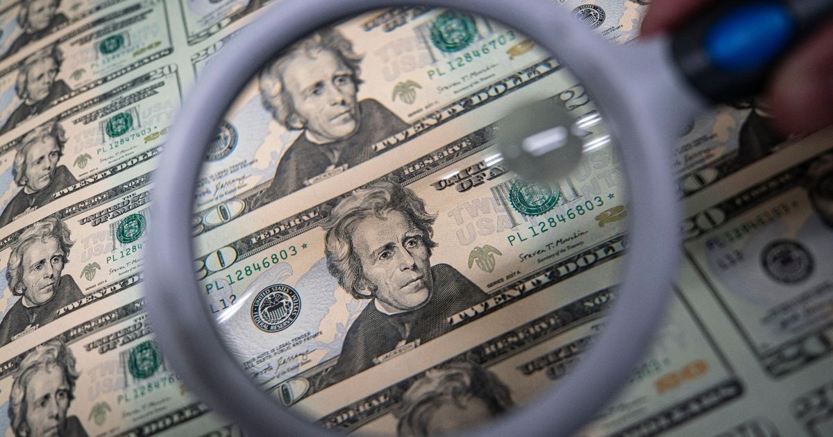 Asian stocks rise and the dollar reduces its losses
