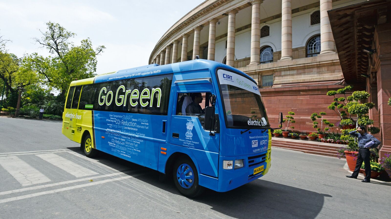 Electric bus makers are set up for a joyride as Delhi’s full fleet electrification