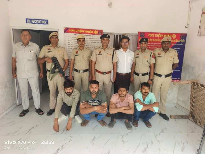 4 arrested for selling fake SIM, ATM cards to cyber thugs