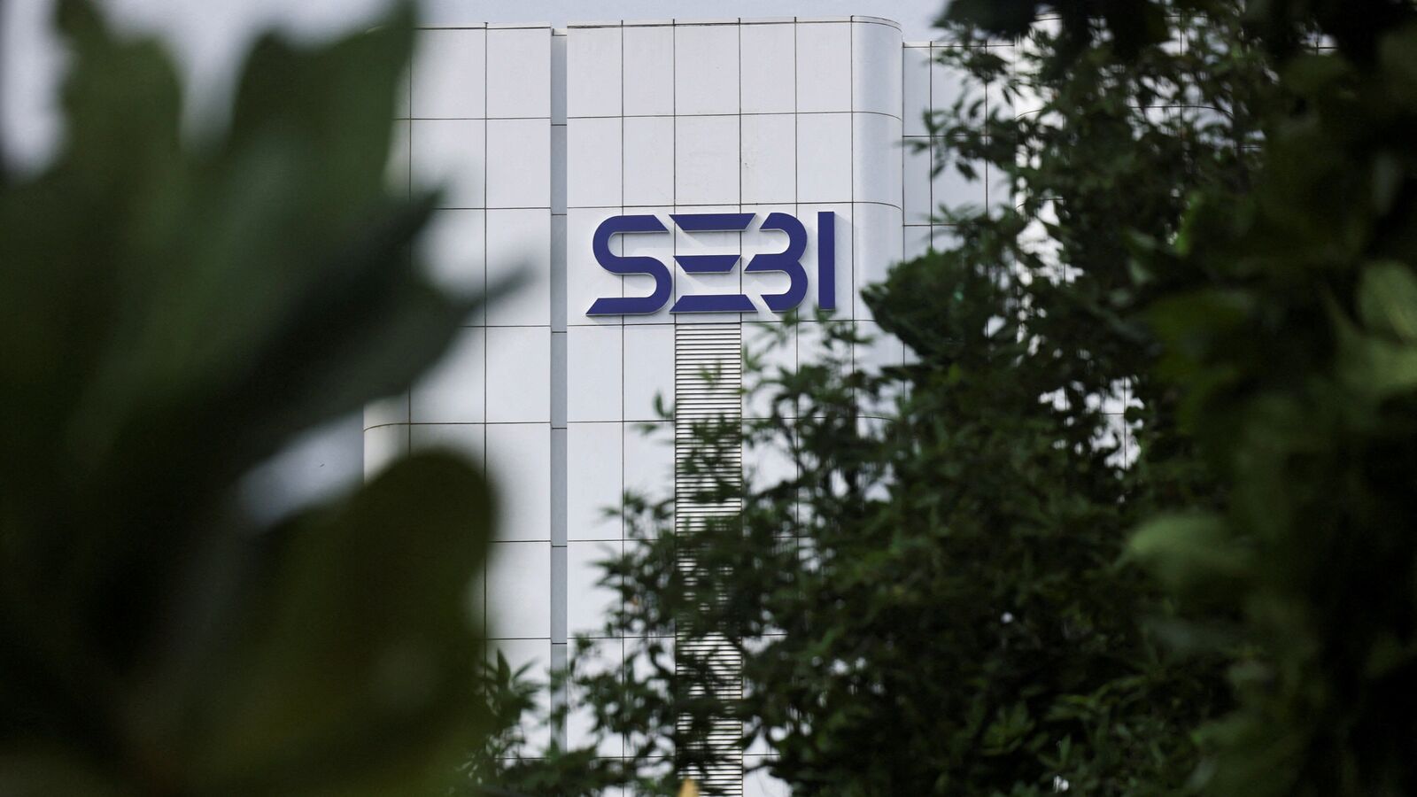 Sebi places Gensol engineering shares at stake, promoters burst of access to the market | Einsmark news