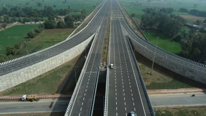 What is the reason for poor construction of roads? DPR consultant said inside; Officers also surprised – before the highway officers explained DPR consultant the reason for poor construction