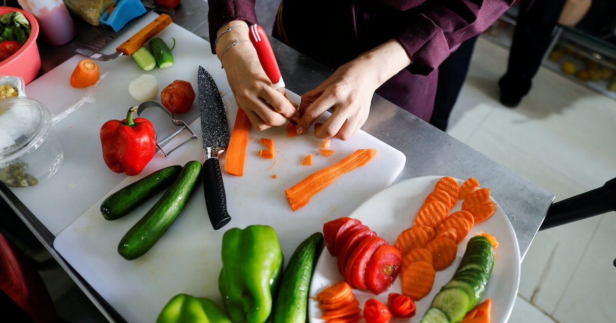 A ‘semi -avetarian’ diet .. What are the benefits of less meat?