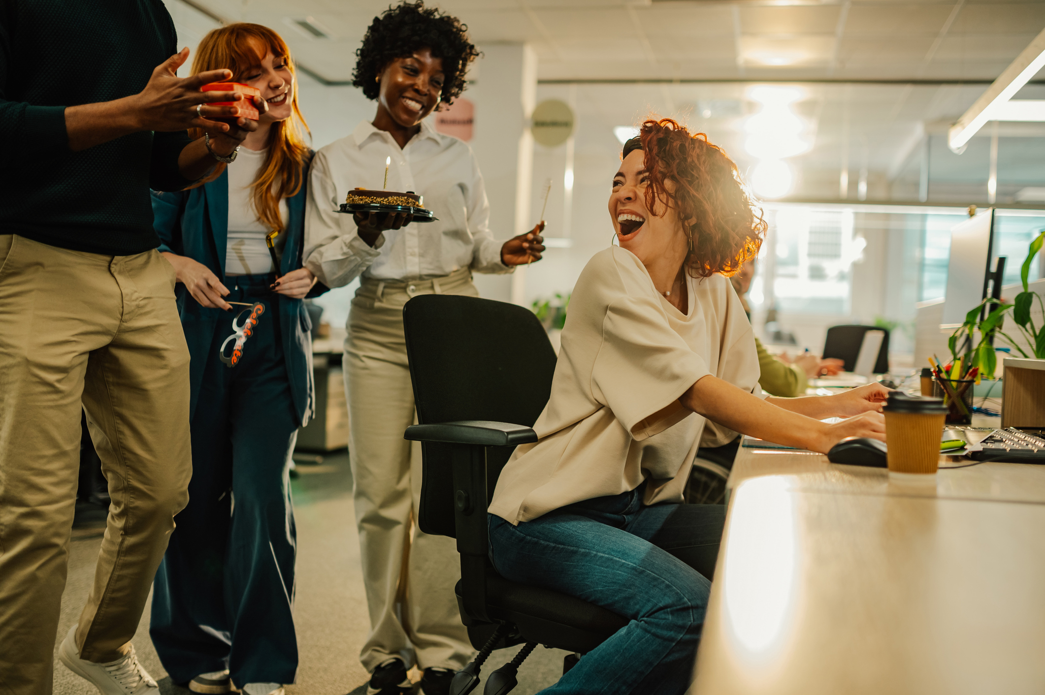 Workers Get New Colleague—Awe at What They Do a Week Later – ryan