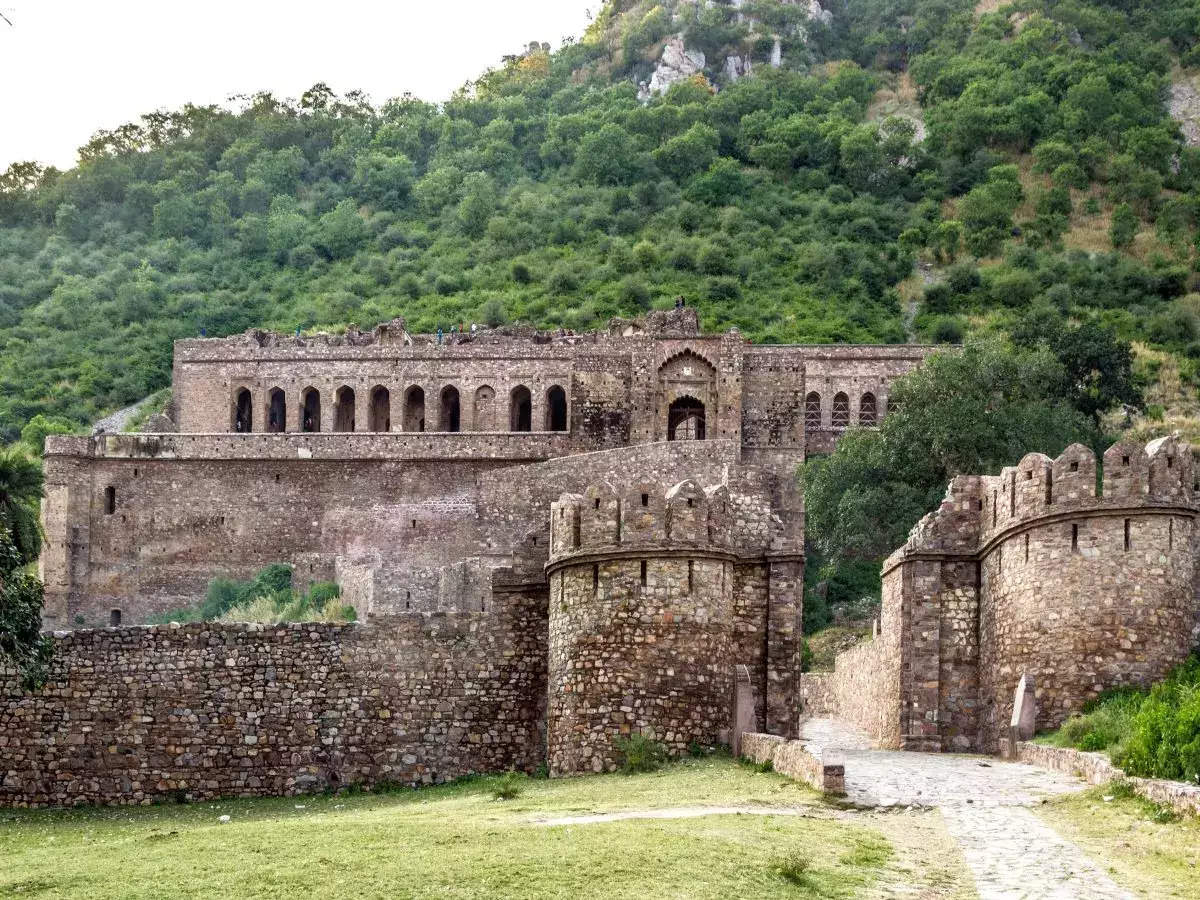 Do not accidentally go to this most mysterious place in India, otherwise ghosts will fall behind, and see how videos are lost