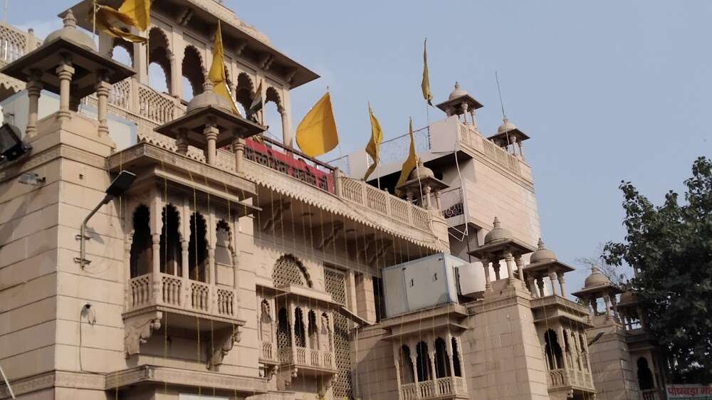 Do you know that there is such a Shiva Temple in Jaipur where 12 Jyotirlingas are seen together, know the story of miracles in the video