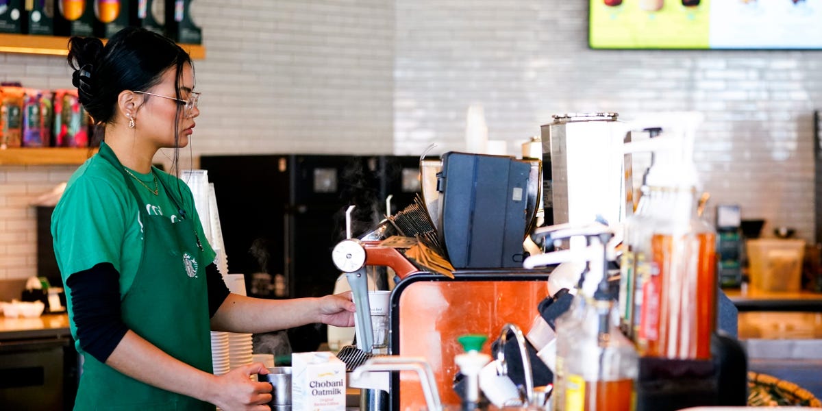 Baristas With a New Dress Code – ryan