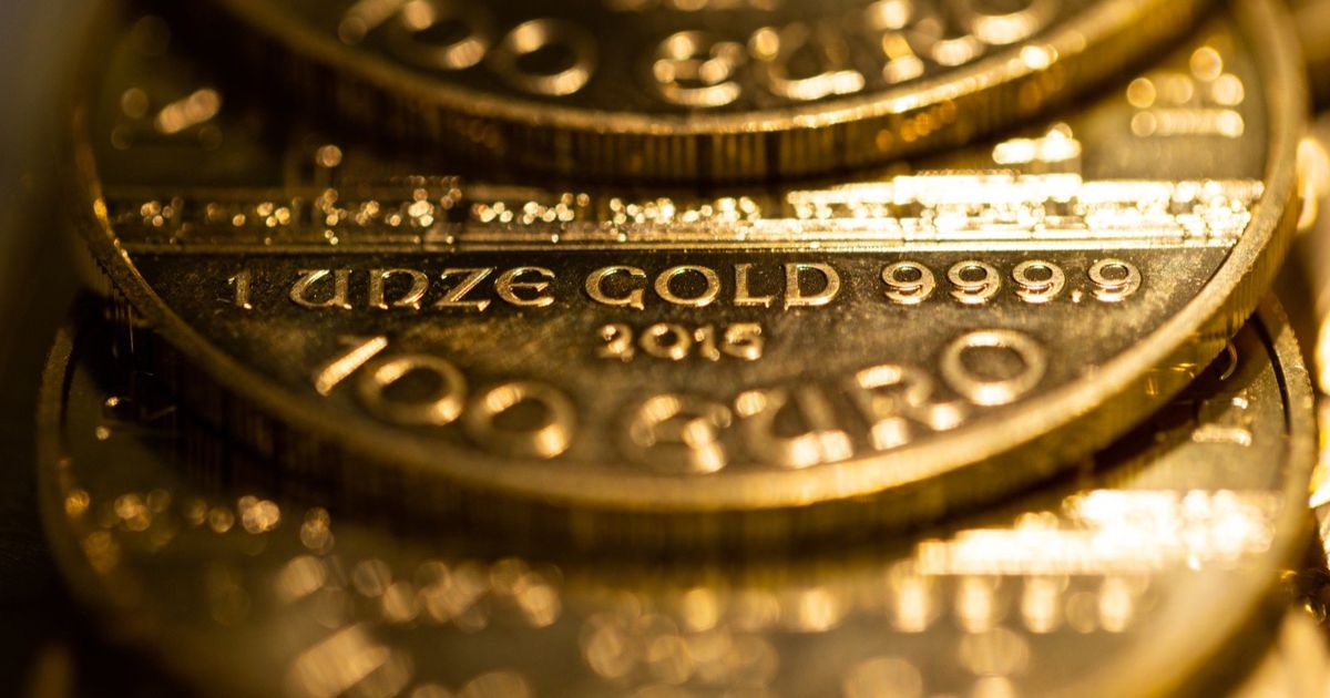 Gold jumps to a record level with the increase in trade war and increased demand