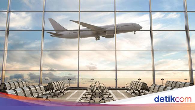 Women are deployed from Batik Air because they joke to bring bombs, that is the chronology