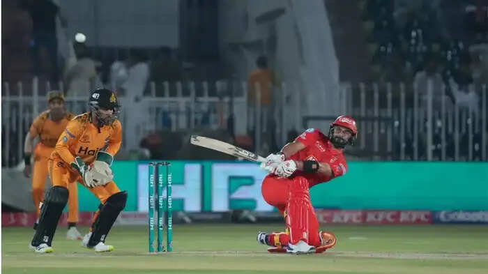 Strike rate of 18 border and 203, Sahibzada Farhan flew a century in PSL