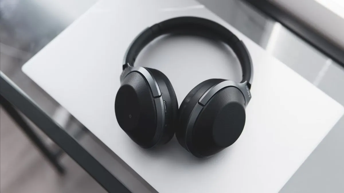 Best game headphone with active noise cancellation for uninterrupted game