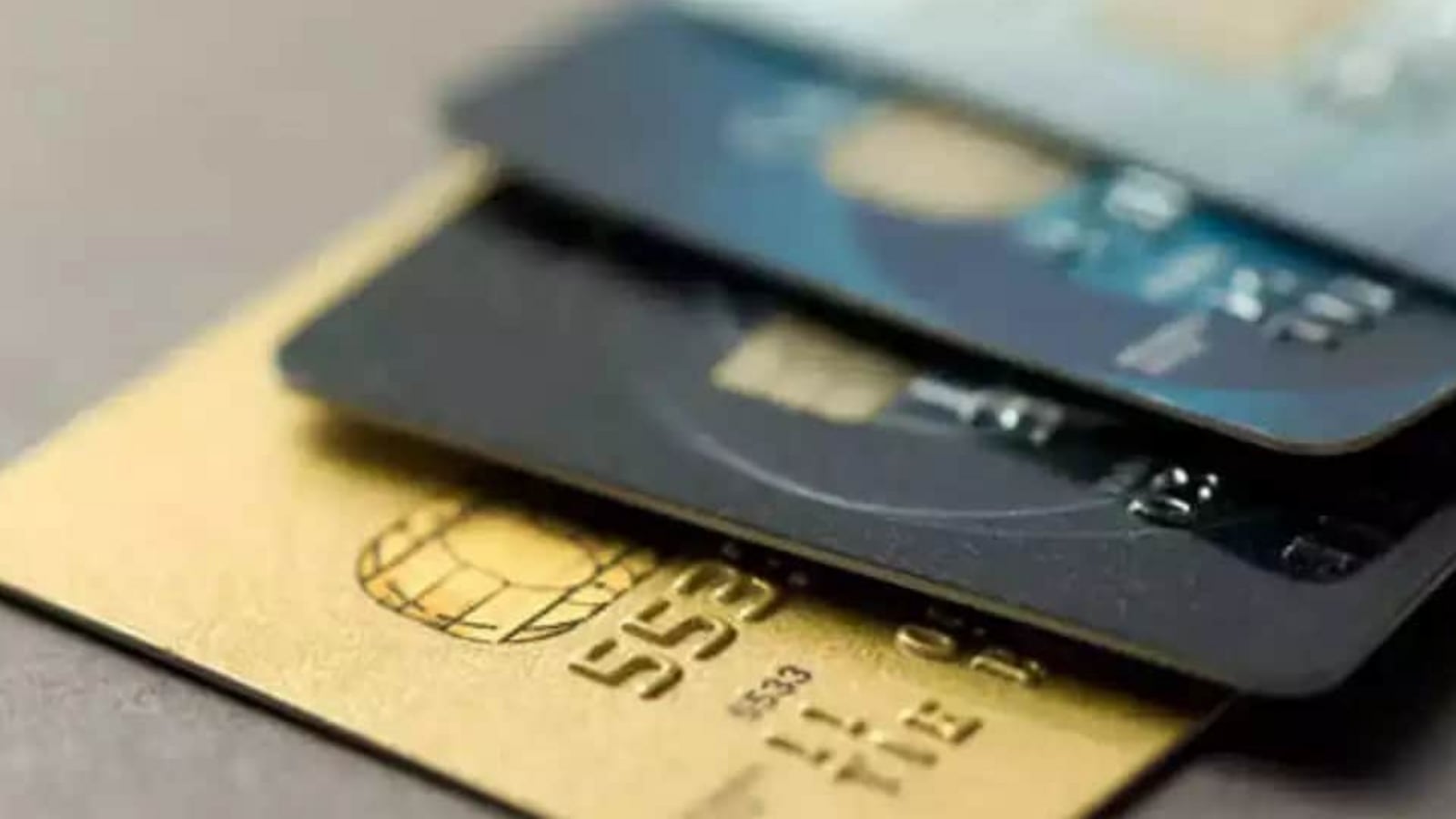 Is it worth paying an annual fee for a credit card? Find out here | Mint