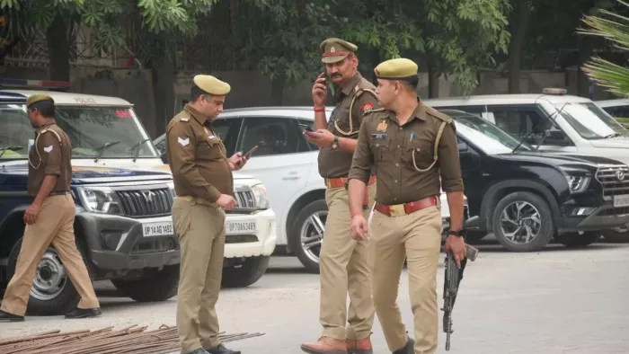 Ghaziabad crime: Painful death to woman, then raised her own horrible step; There was a stir among police officers – a man killed his wife and committed suicide in Ghaziabad of Uttar Pradesh