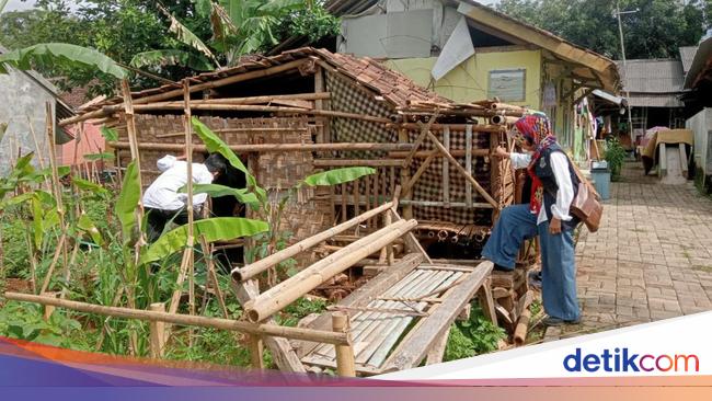 Pandeglang Regency Government that reviews residents who look like a goat pen