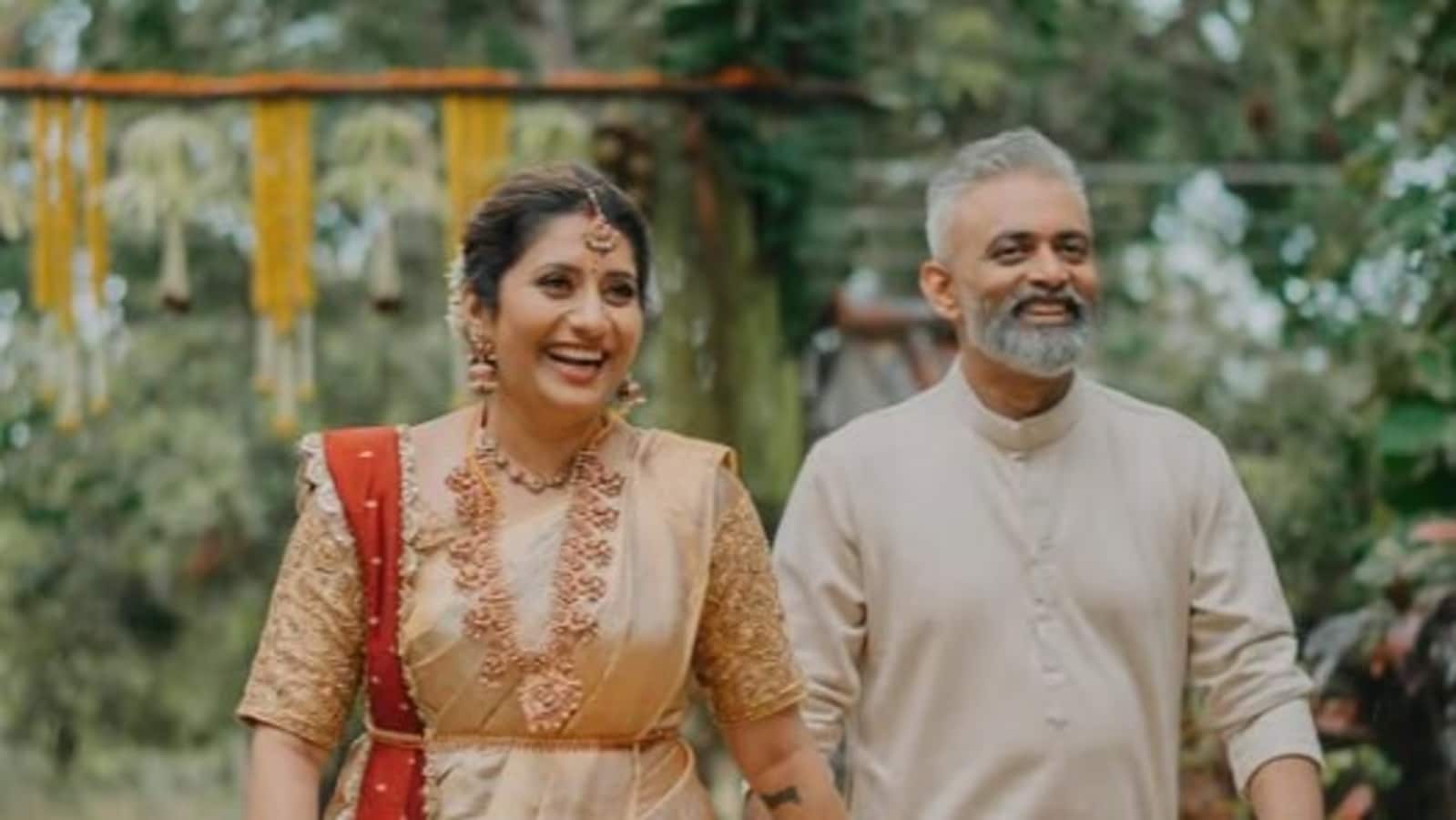 Vijay TV -fame Priyanka Deshpande binds the knot for the second time; See photos | Mint