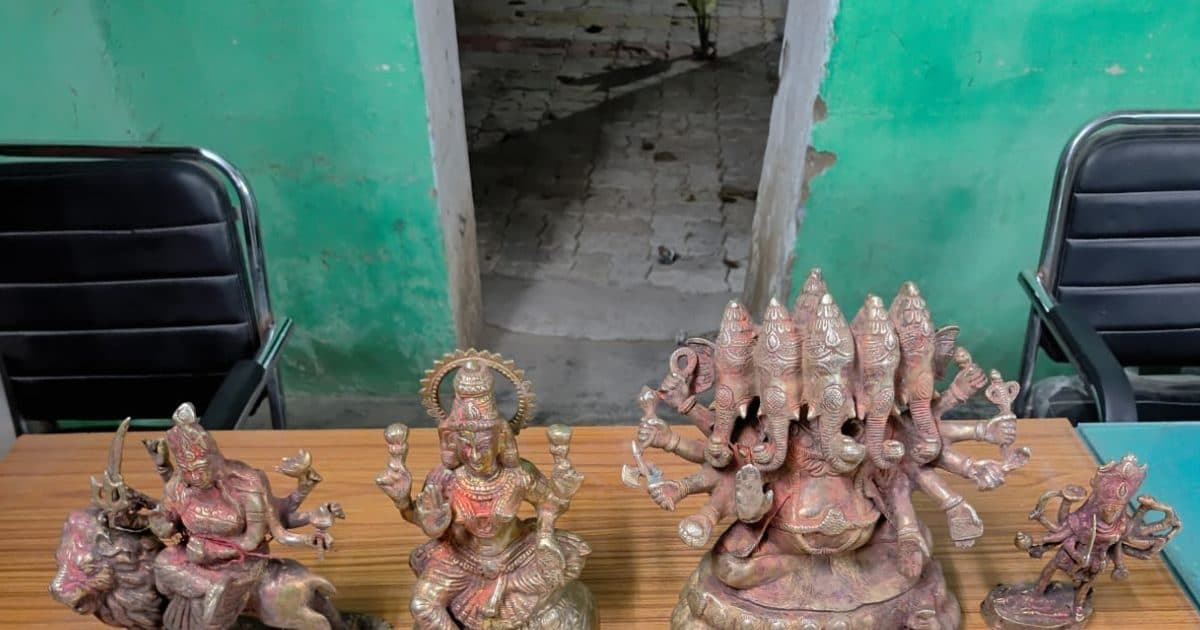 What kind of scandal in the famous Holy Gupta Dham of Hindus on Chenari Hill?
