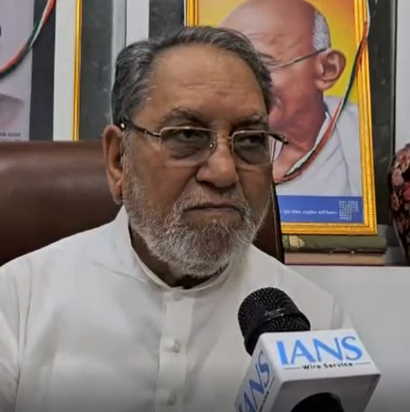 The leader of Congress Hussain Dalwai said about Murshidabad violence the land of Gandhi is not violence