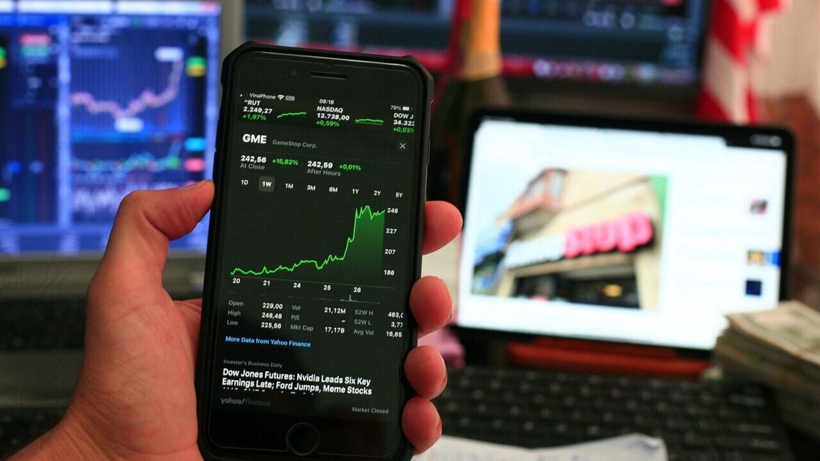 50,000% returns over 5 years! MultiBagger grandchildren’s stock in focus after robust Q4 results, Pat increases 83%; Do you own? | Einsmark news