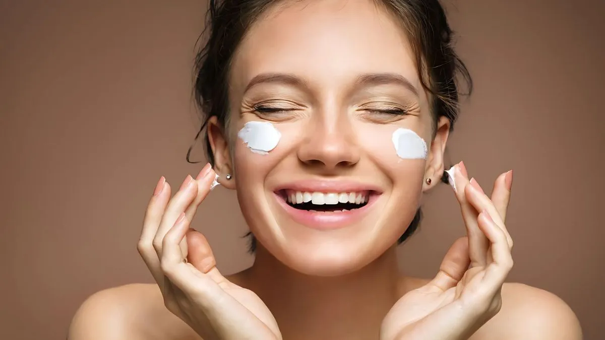 Best moisturizer for oily skin: Get hydration without greasy look