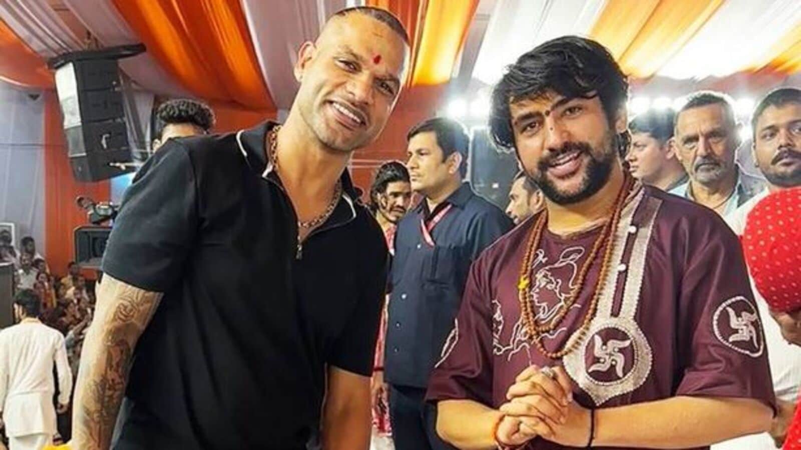 Shikhar Dhawan plays cricket with Bageshwar Dham’s Dhirendra Shastri | Watch Video | Mint