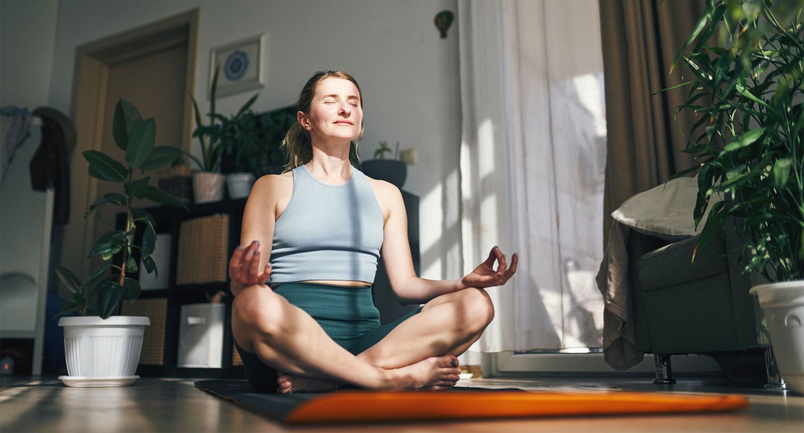 What Is Somatic Yoga (& Can It Help You Overcome Trauma)? – ryan