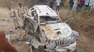 Four people dead, two seriously injured when a car from a car bridge in Jabalpur, Madhya Pradesh,