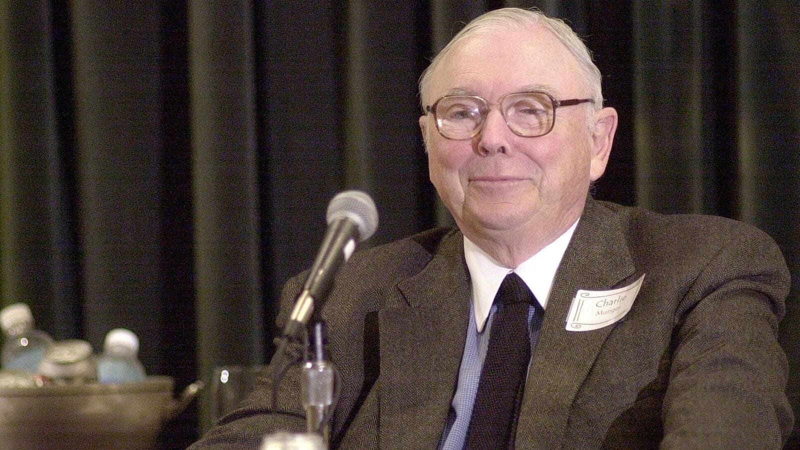 Charlie Munger’s wisdom: Top 7 investment principles of ‘Poor Charlie’s Almanack’ | Mint