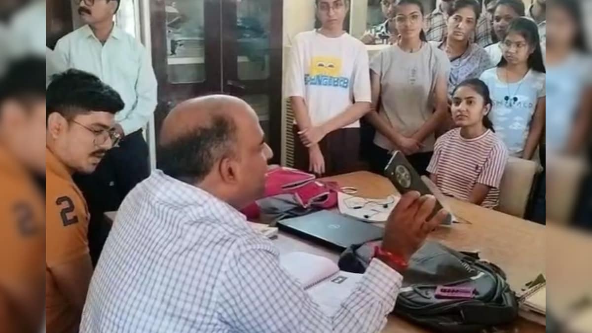 If your phone leaves success is corrected, Collector mantra has given