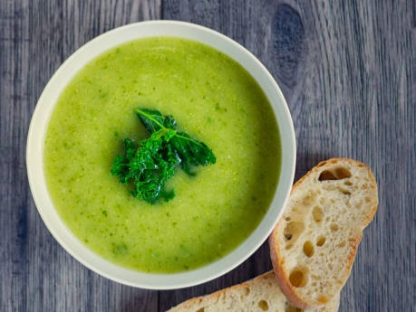 Drink this 5 green soup in winter