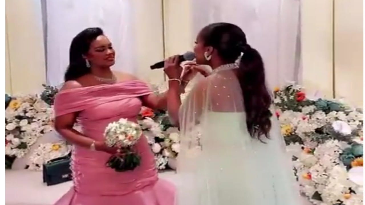 Dalia Mubarak celebrates the marriage contract of her sister Lina .. Video – ryan
