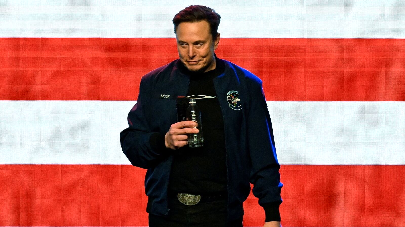 Doge deactivates 470k credit cards used by federal employees within 7 weeks; Elon Musk calls 4.6 m total ‘Crazy’ | Mint