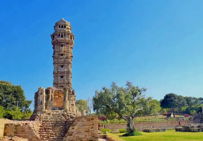 600 years ago, this king of Rajasthan prepared the world’s first winning pillar by spending 90 lakhs, see the black truth behind it in the video
