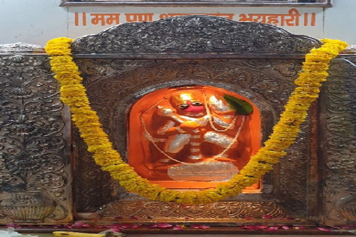 Balaji of ghat: where the devoted take the suffering of committed