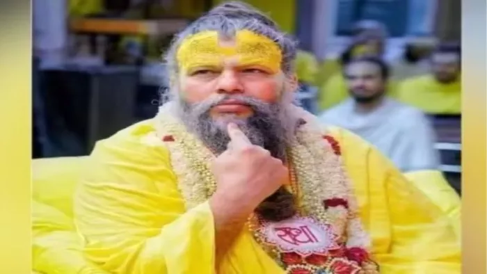 Saint Premanand: Aarti’s plate in someone’s hands is a decorated rangoli, when this gheshna was disappointed again, Saint Premananda Health Update No Night Padyatra in Fri -Invindavan -Awareness Disappointed