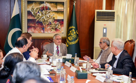 Foreign Minister Ishaq Dar will visit Kabul amid the forced captivity of Afghan refugees from Pakistan
