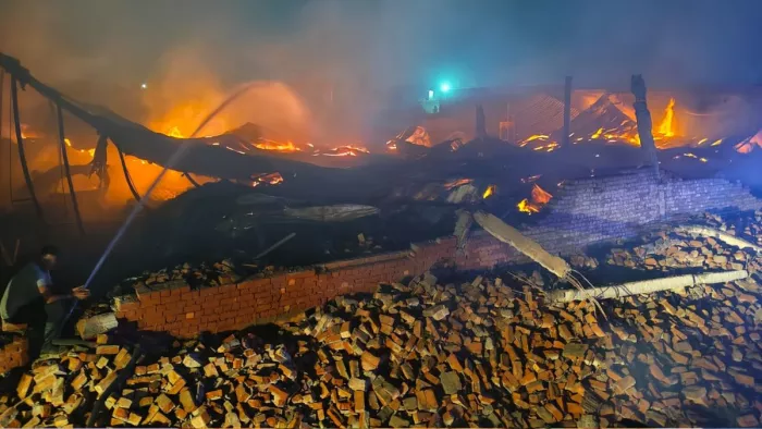 Panipat News: Fierce Fire in blanket Factory, driver burned alive; 15 Fire trucks on -site, not control – Hugfire has expanded blanket factory manager alive 15 fire trucks present on the spot but cold not control
