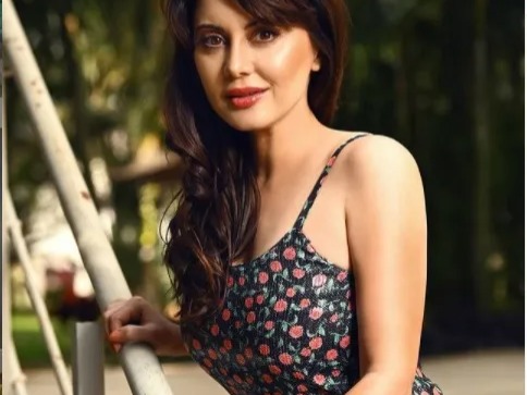 8 should watch movies of minisha lamba