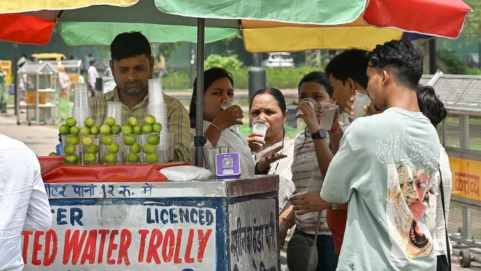 Again: Thunderstorm warning in UP, hot air will burn in Rajasthan; Read Delhi -ncr