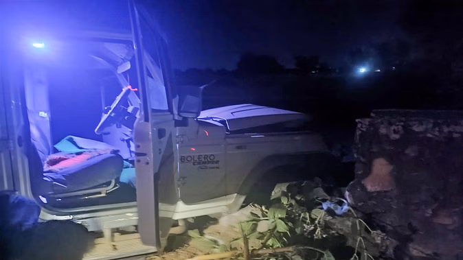 High Speed ​​Bolero Camper killed three in Nagaur, mother son and grandson died on the spot, with the driver
