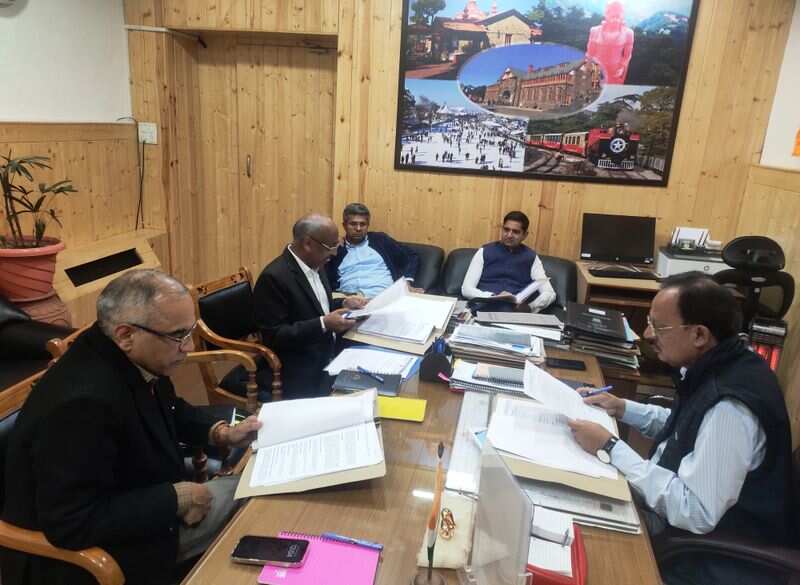 State Councils, Corporations will operate 240 remaining liquor stores: Minister