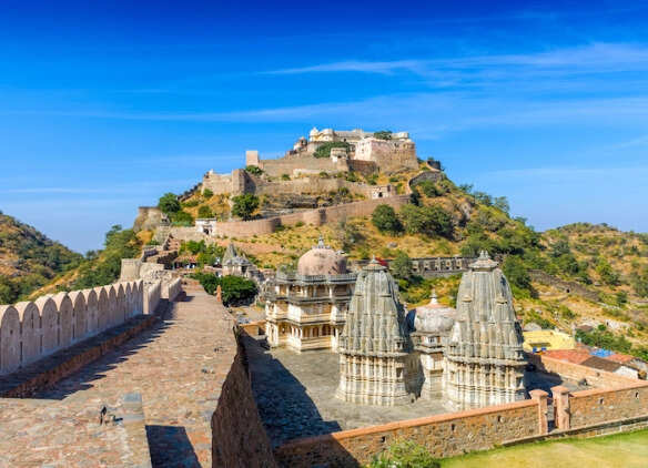 360 temples, 7 gates and 36 km long wall … This invincible fort of Rajasthan is incredible, 600 years old glorious history in the video