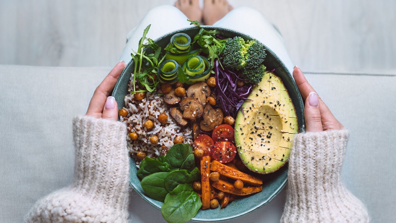 How your eating habits in the middle of life can help you live longer and healthier
