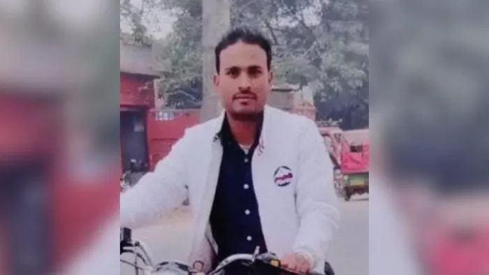 UP NEWS: The accused of rape plagued the gun on the temple of the temple, later poisoned himself – man killed rape victim and then committed suicide by consuming poison in Amroha