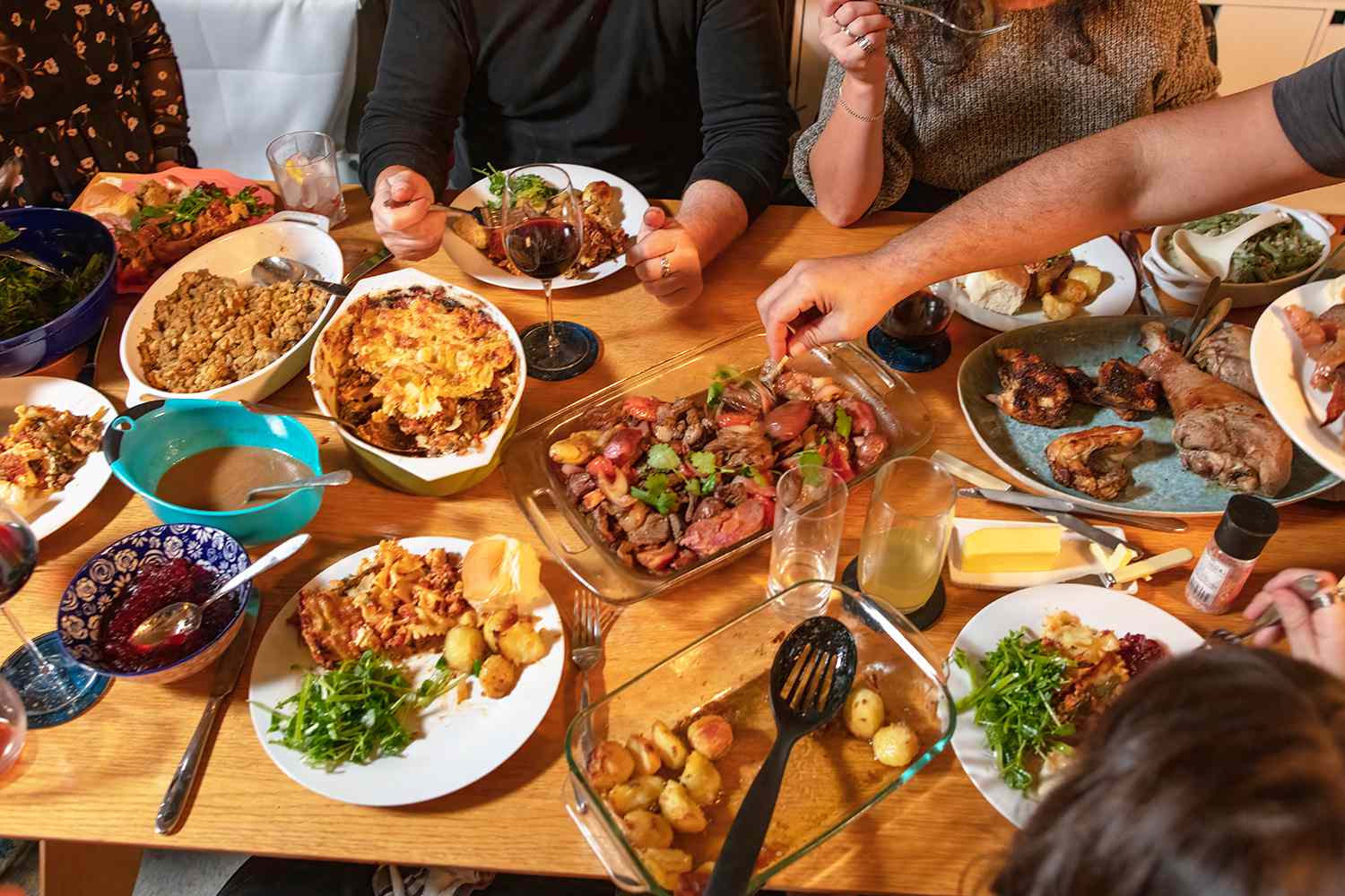 Potluck Host Said Not to Bring Anything, Then Is ‘Annoyed’ When Friend Does That – ryan